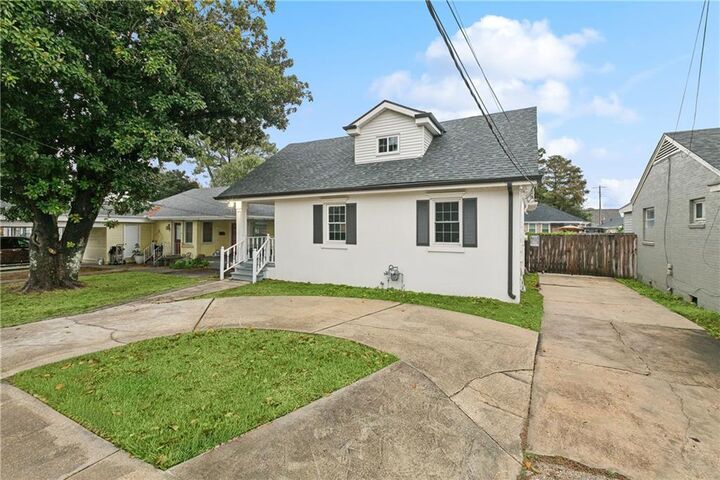 Property Photo:  515 Oaklawn Drive  LA 70005 