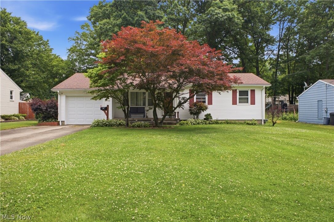 Property Photo: 3730 Ayrshire Drive OH 44511