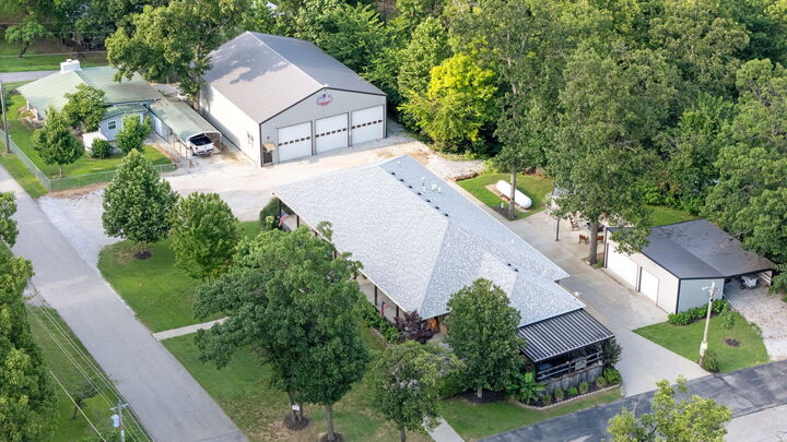 Property Photo: 31880 Crescent Drive OK 74331