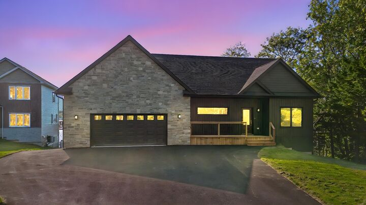 7410 St Margarets Bay Road — photo 1