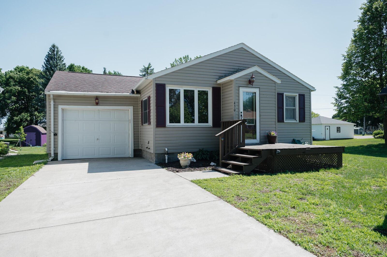 Property Photo: 430 Birch Street E MN 56176