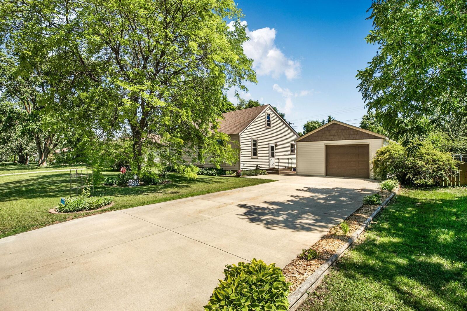 Property Photo: 1114 34th Avenue N MN 56303