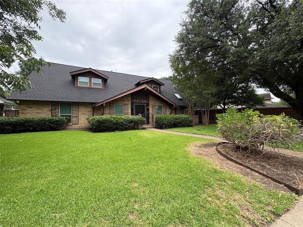 Property Photo:  9916 Fieldcrest Drive  TX 75238 