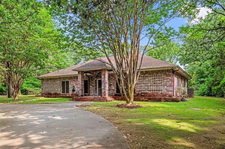 Property Photo: 605 County Road 2310 TX 75773