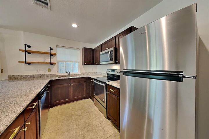 Property Photo: 3321 Rutz Street TX 75212