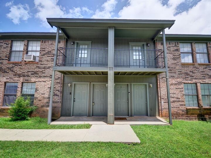 Property Photo:  1912 Bernice Street B  TX 76117 