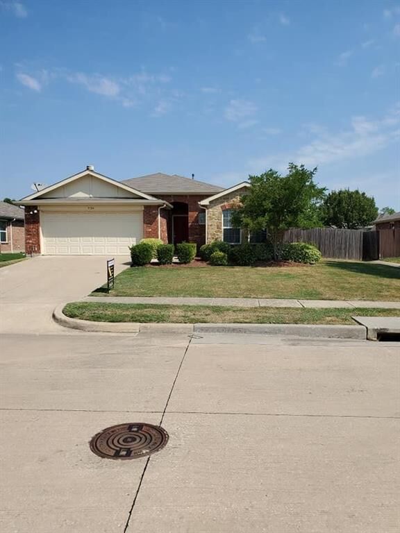 Property Photo:  3104 Connor Lane  TX 75098 