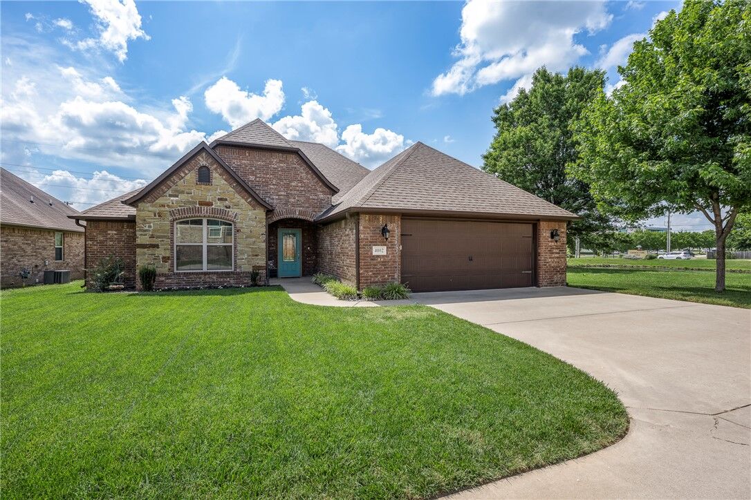 Property Photo:  4002 SW Flatrock Cove  AR 72713 