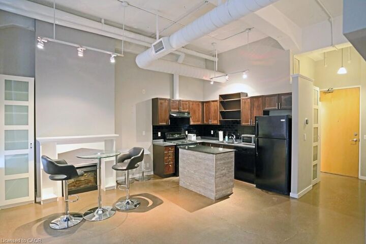 Property Photo:  404 King Street W 113  ON N2G 4Z9 