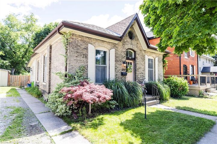 Property Photo:  175 Albion Street  ON N3T 3N1 