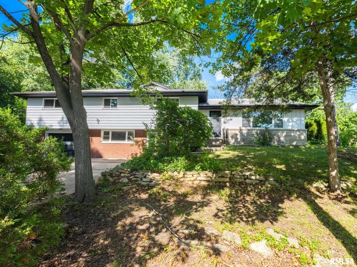 Property Photo: 3808 N Walround Lane IL 61615