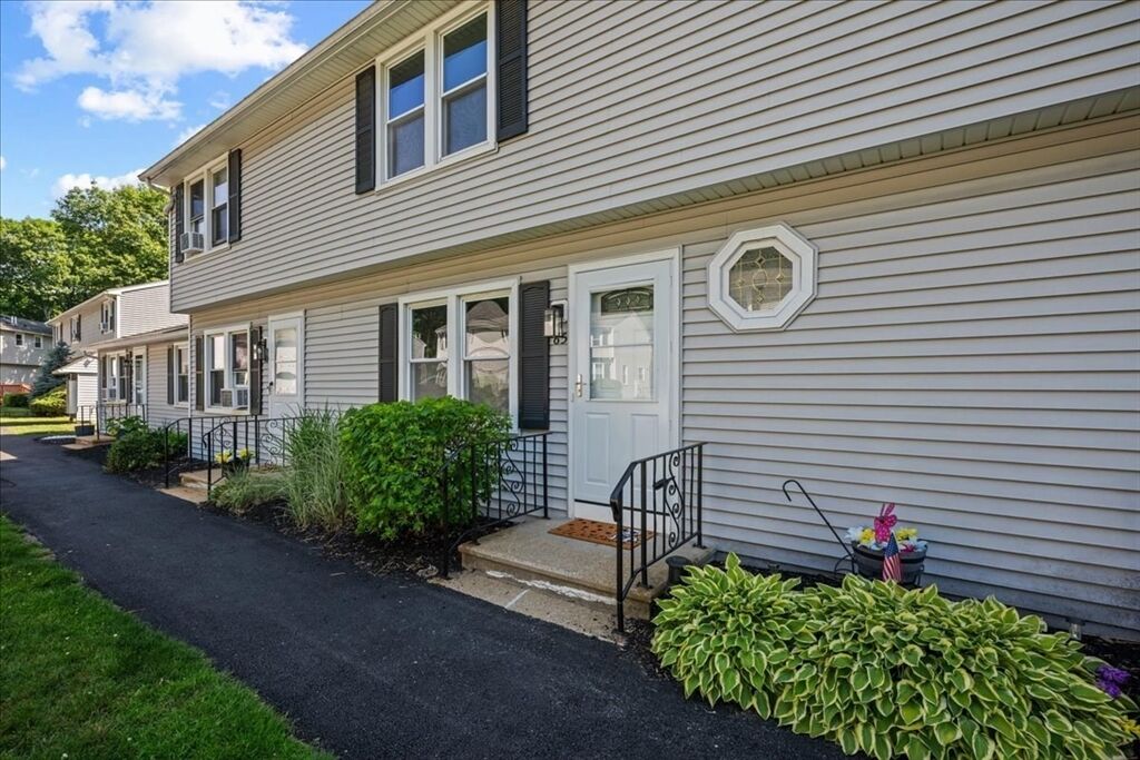 Property Photo: 270 Sunderland Rd 65 MA 01604