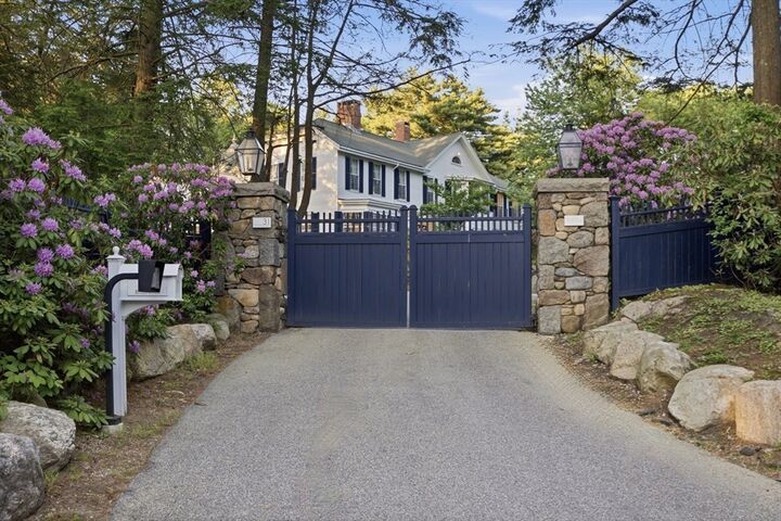 Property Photo: 31 B0yles Street MA 01915