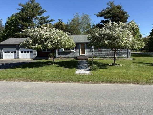 Property Photo:  7 Villa Avenue  MA 02777 