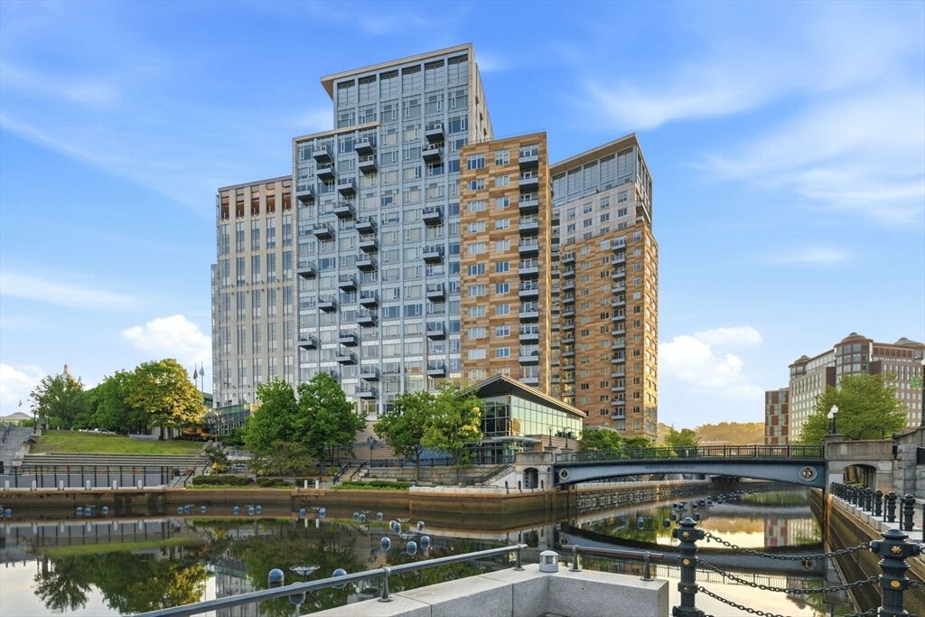 Property Photo:  200 Exchange St 917  RI 02903 