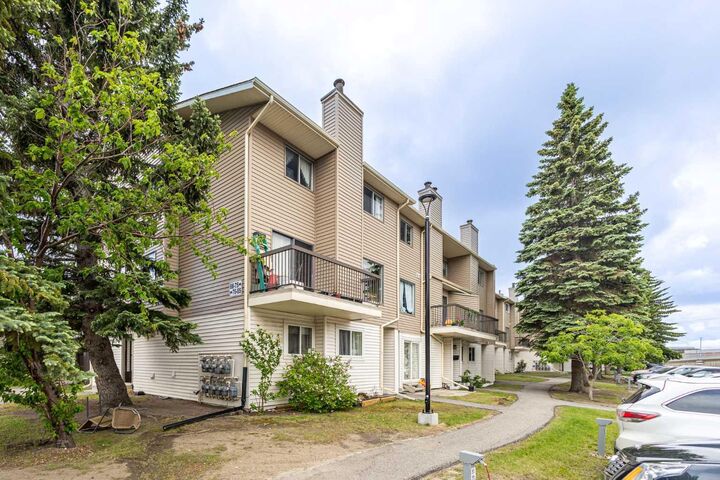 Property Photo: 2519 38 Street NE 85 AB T1Y 4W8