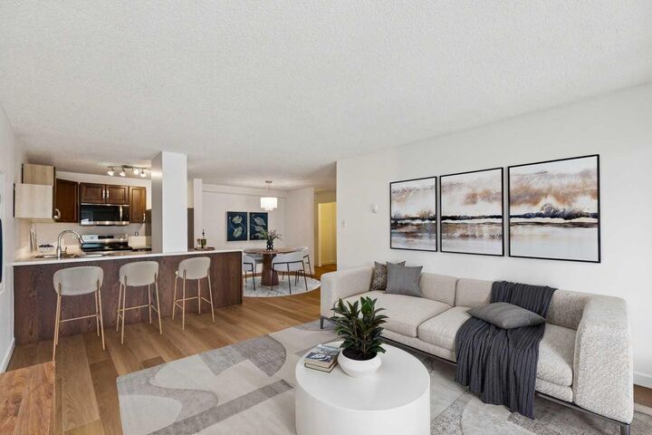 220 13 Avenue SW 306 — photo 1