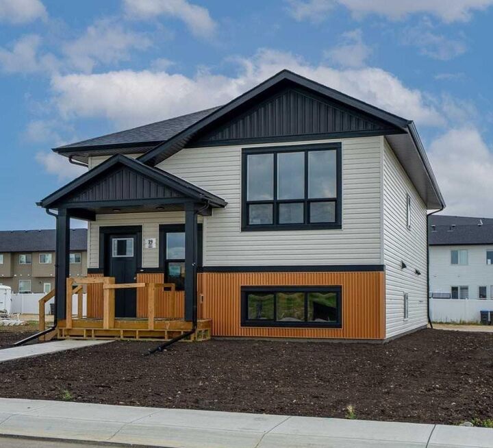 Property Photo: 19 Ian Way AB T4S 0W5