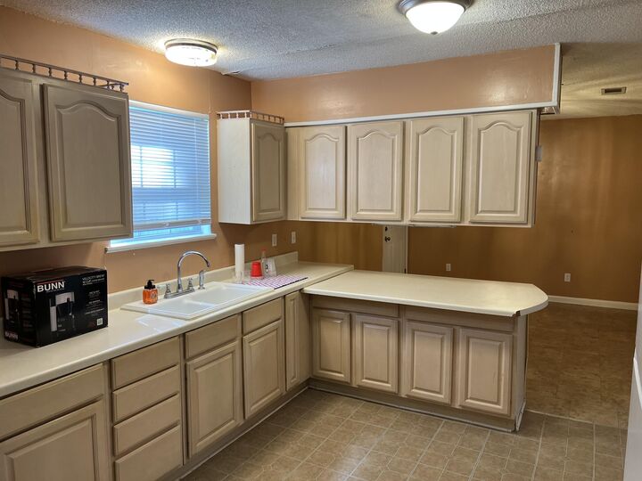 Property Photo:  1007 Pinckney Ave  LA 71446 