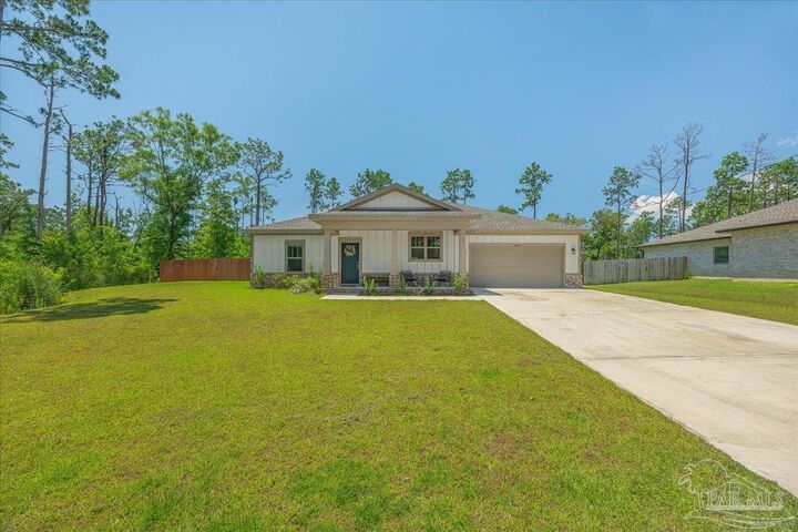 Property Photo: 6659 Rocky Shores Rd FL 32583
