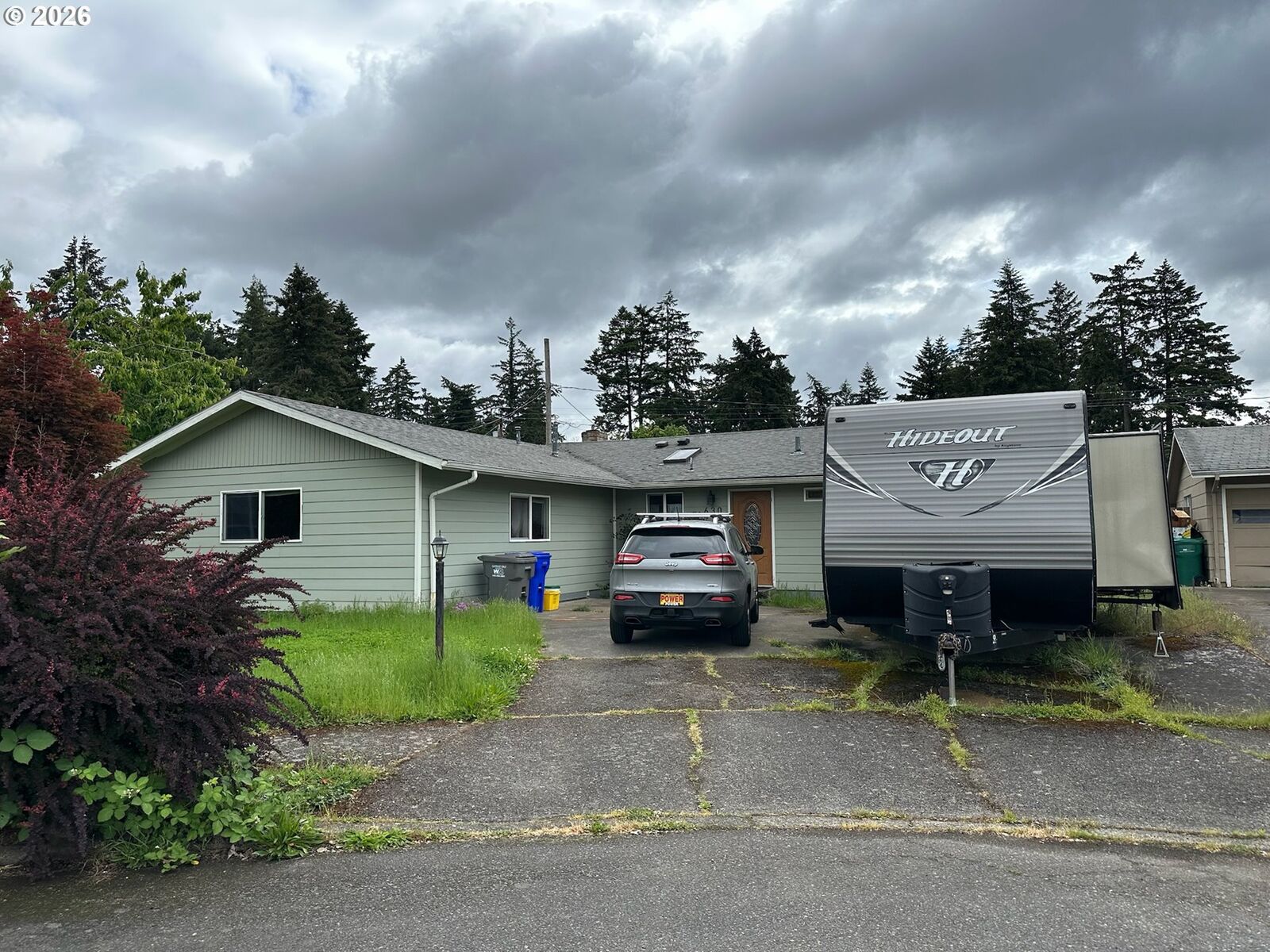 Property Photo:  630 SE 134th Ave  OR 97233 