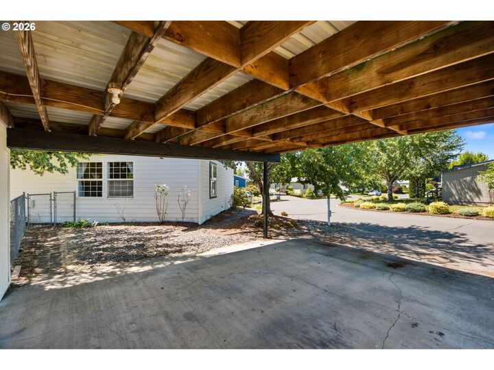 Property Photo: 655 NE Burnett Rd 4 OR 97128