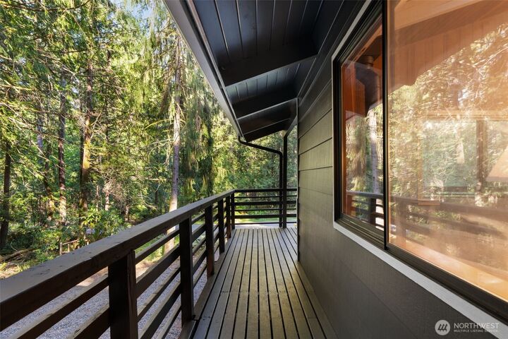 Property Photo:  151 E Nantucket Road  WA 98584 