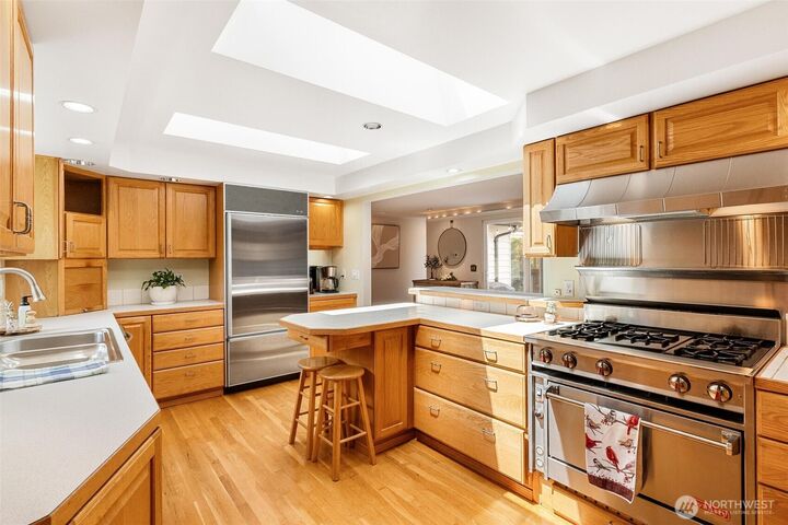Property Photo:  17529  93rd Avenue NE  WA 98011 