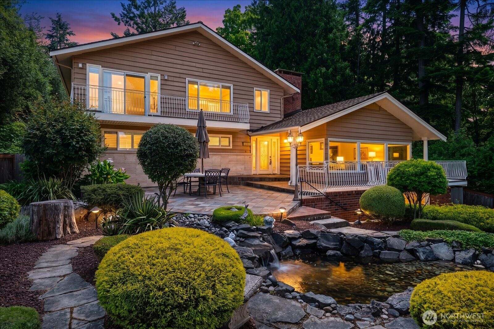 Property Photo: 17524 10th Avenue NW WA 98177