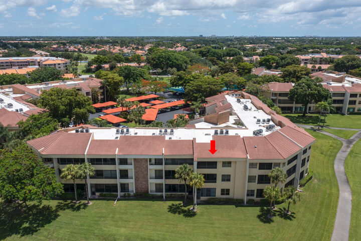 Property Photo: 7520 La Paz Boulevard 104 FL 33433