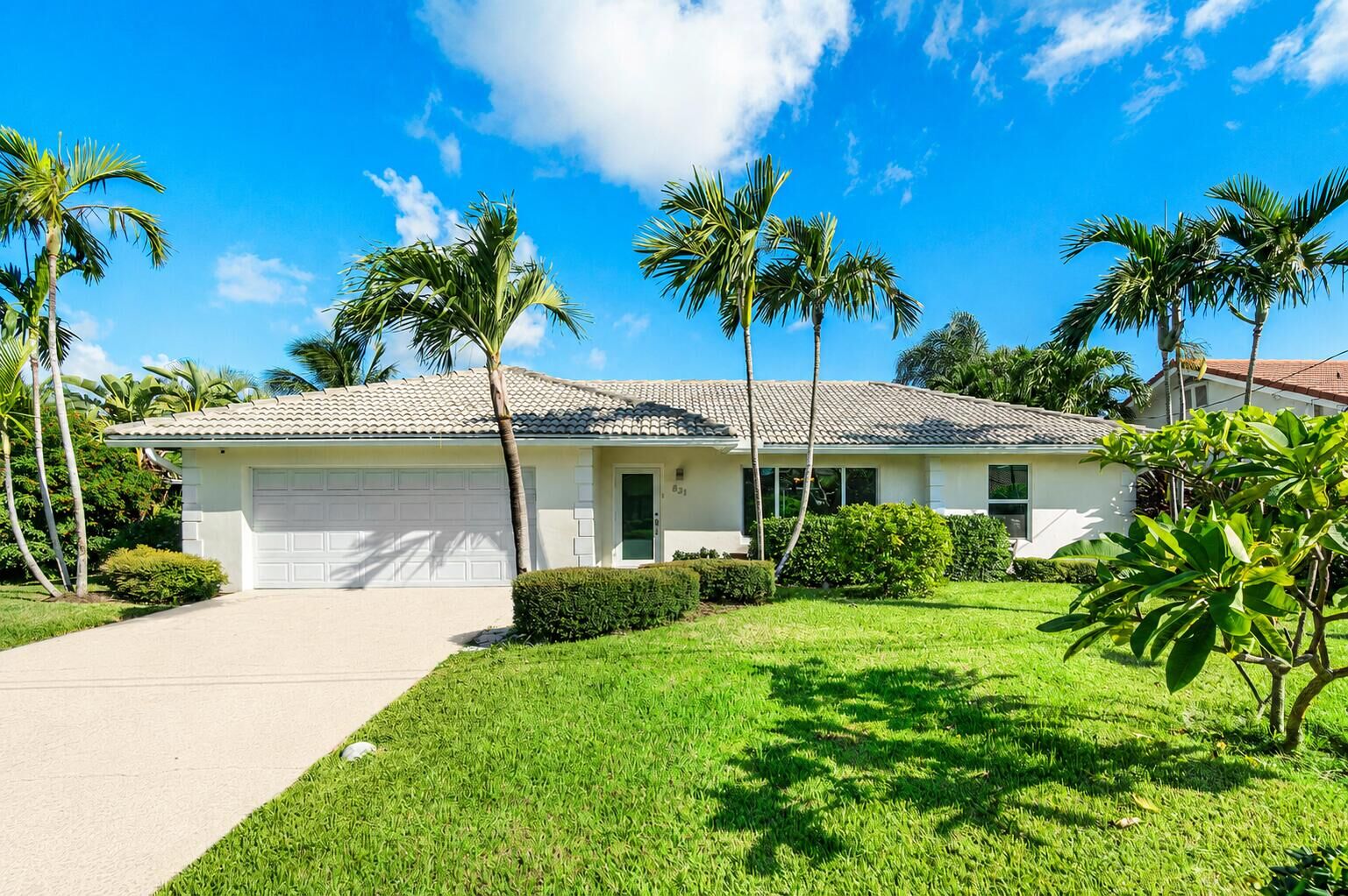 Property Photo:  831 Berkeley Street  FL 33487 