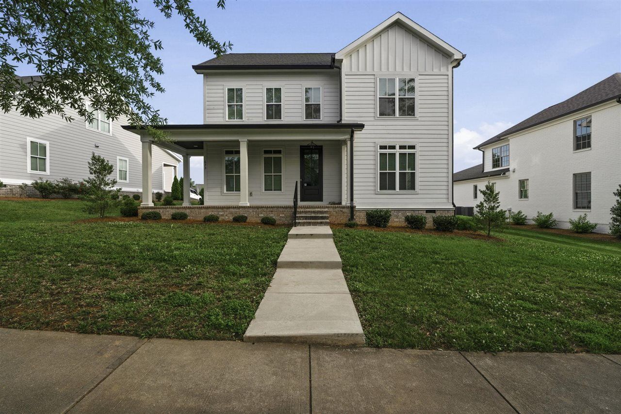 Property Photo:  633 Village Way  KY 42103 