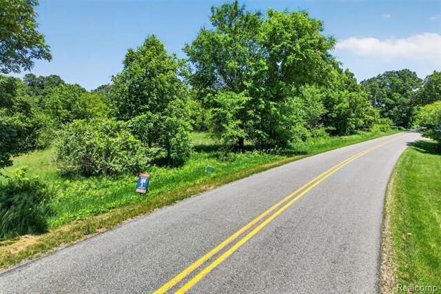 Property Photo: V1 Murray Road MI 48819