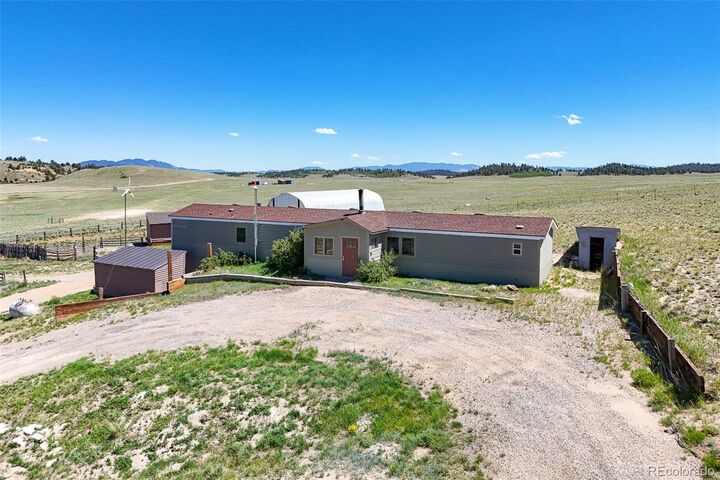 Property Photo:  278 Cherokee Trail  CO 80449 