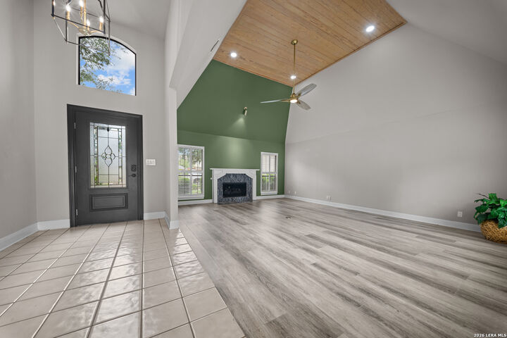 Property Photo:  13771 Bluff Villas Ct  TX 78216 