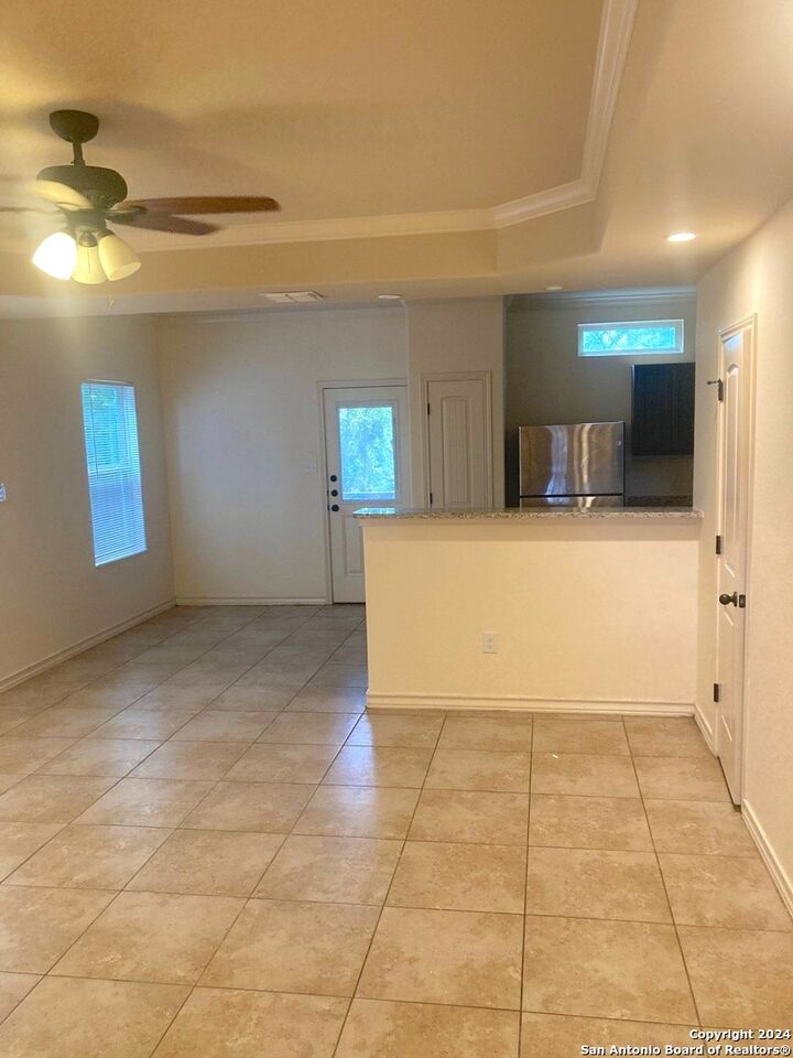 Property Photo: 6942 Lakeview Dr 101 TX 78244