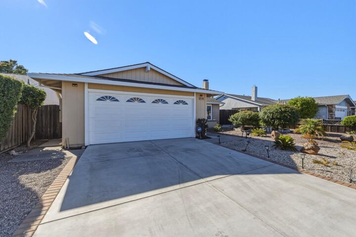 Property Photo:  241 Winchester Court  CA 94404 