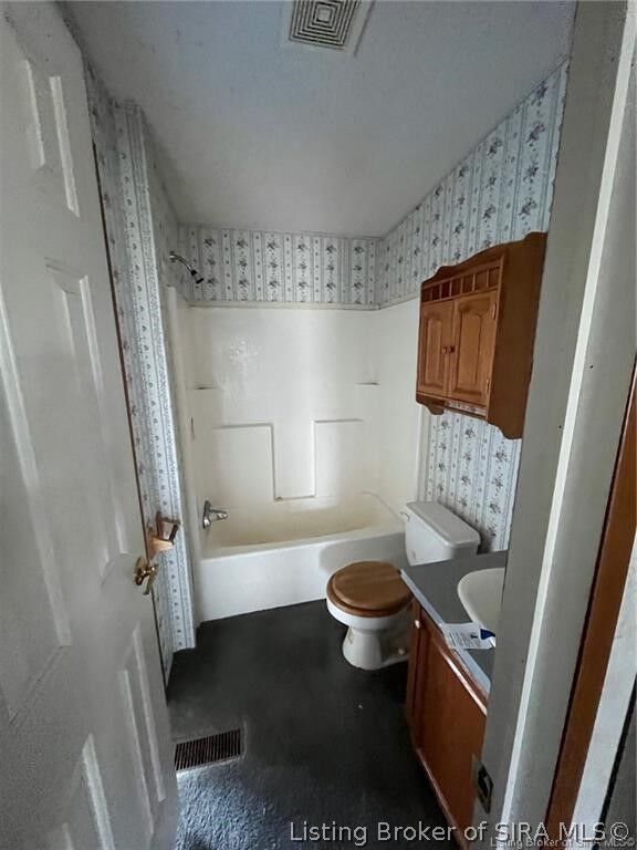 Property Photo: 1011 S Shook Street IN 47037