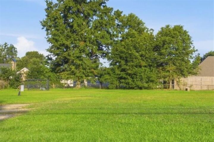 Property Photo: 2967 Davis Road LA 70669