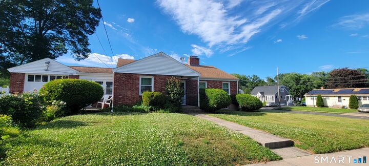 Property Photo: 104 Exeter Street CT 06106