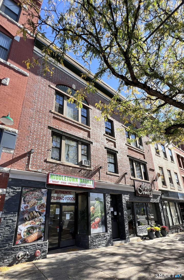 Property Photo:  480 Main Street  CT 06457 