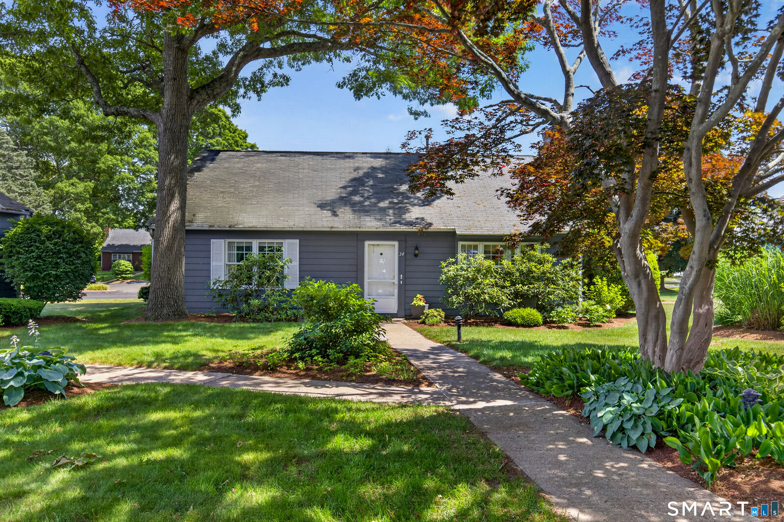 Property Photo:  34 Canborne Way 34  CT 06443 