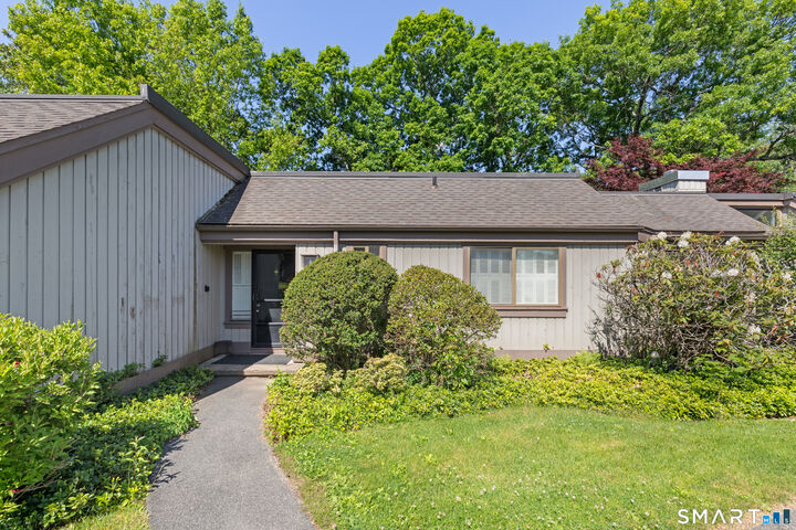 Property Photo: 10 Heritage Circle A CT 06488