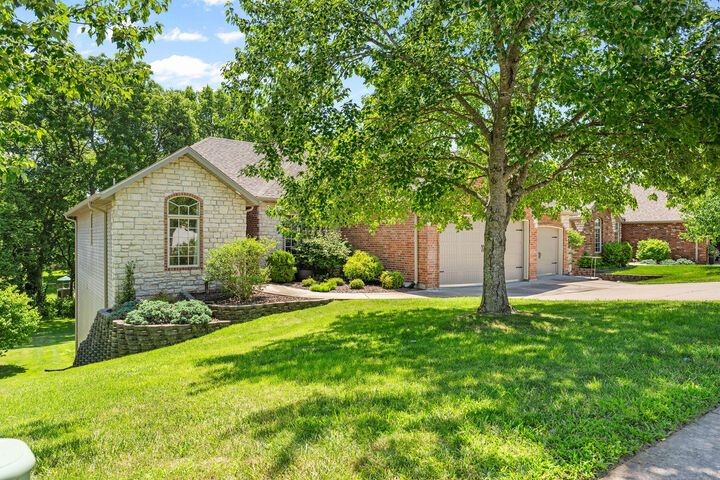 Property Photo:  5174 S Clifton Avenue  MO 65810 