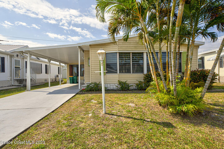 Property Photo: 5351 Bannock Street FL 32976