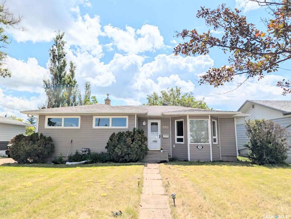 Property Photo: 350 Begg Street W SK S9H 0K6