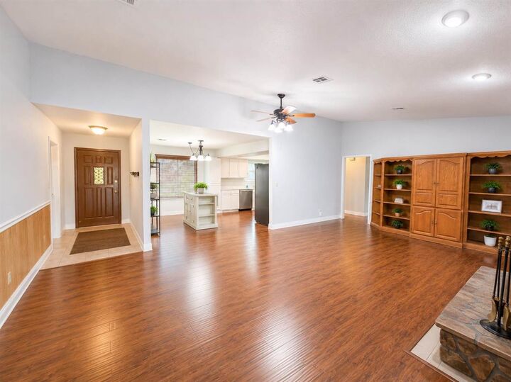 Property Photo:  609 Aspen Drive  OK 73003 