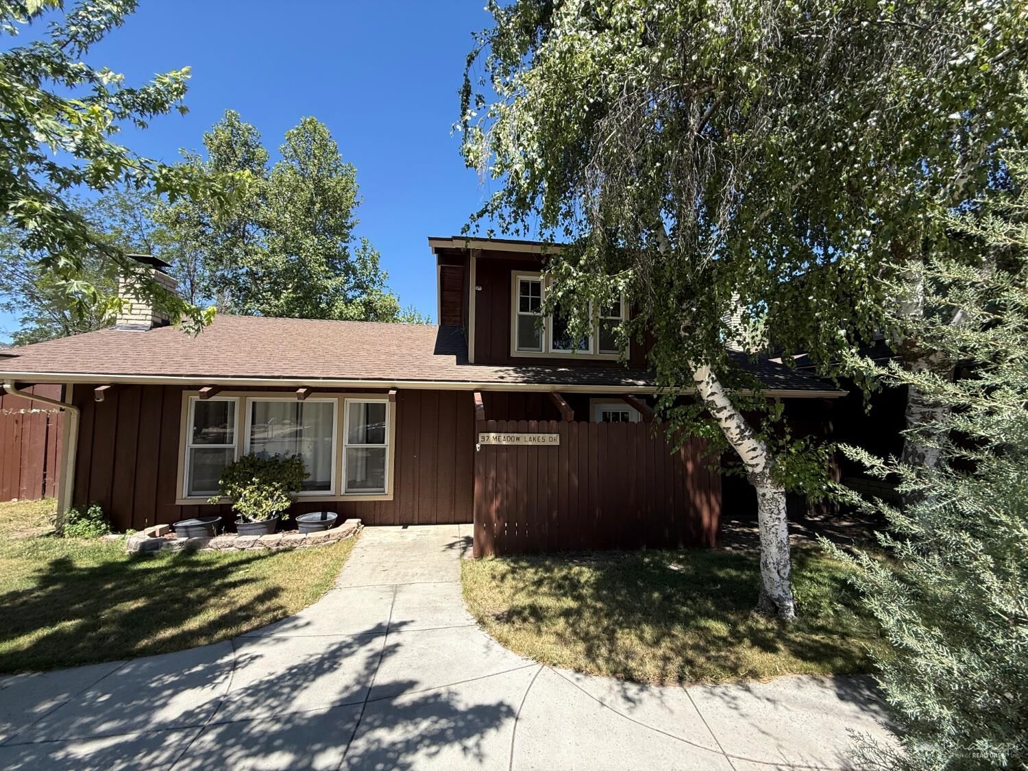 Property Photo:  97 Meadow Lakes Drive  CA 93561 