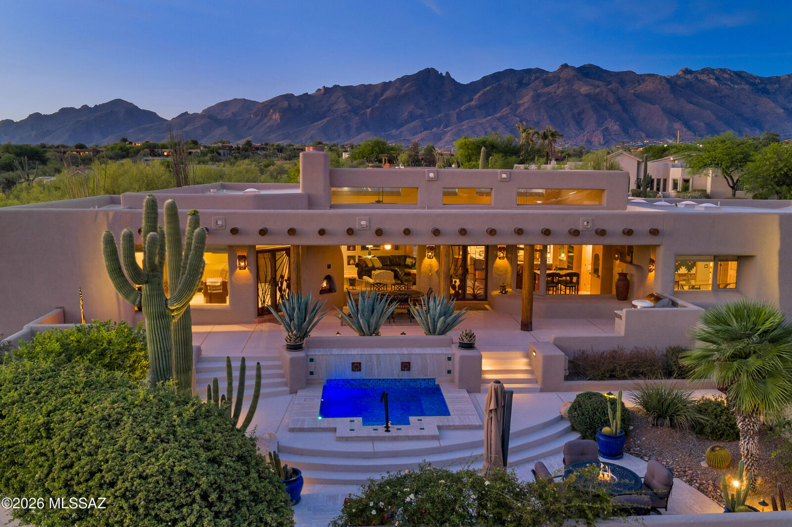 Property Photo:  3870 E Placita De Peri  AZ 85718 