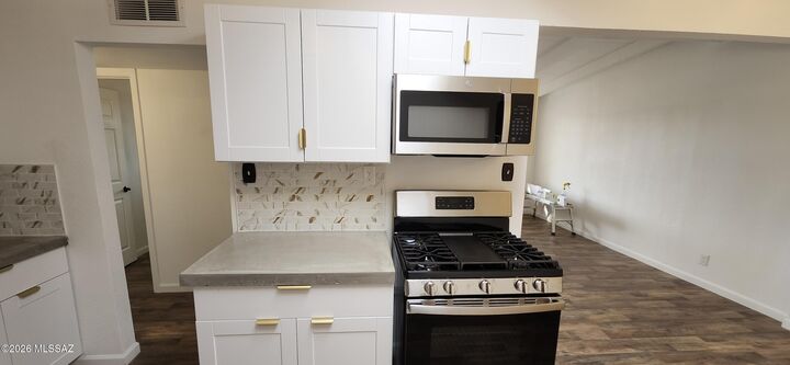 Property Photo: 118 E Pinal Street AZ 85616